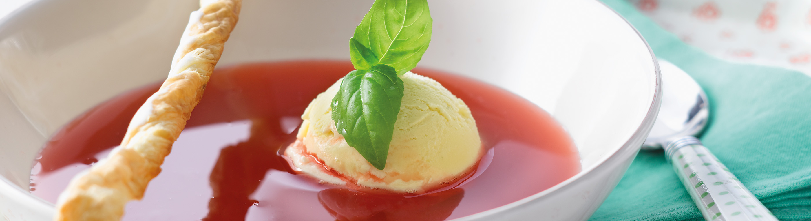 Soupe glacée aux fraises