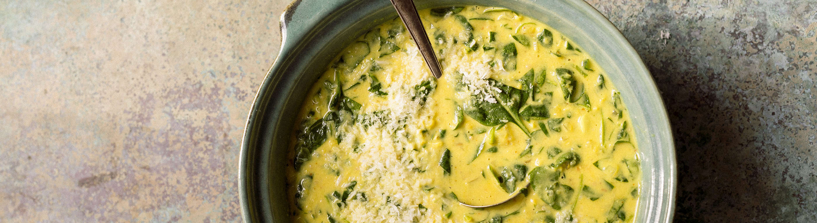 Spicy red lentil soup